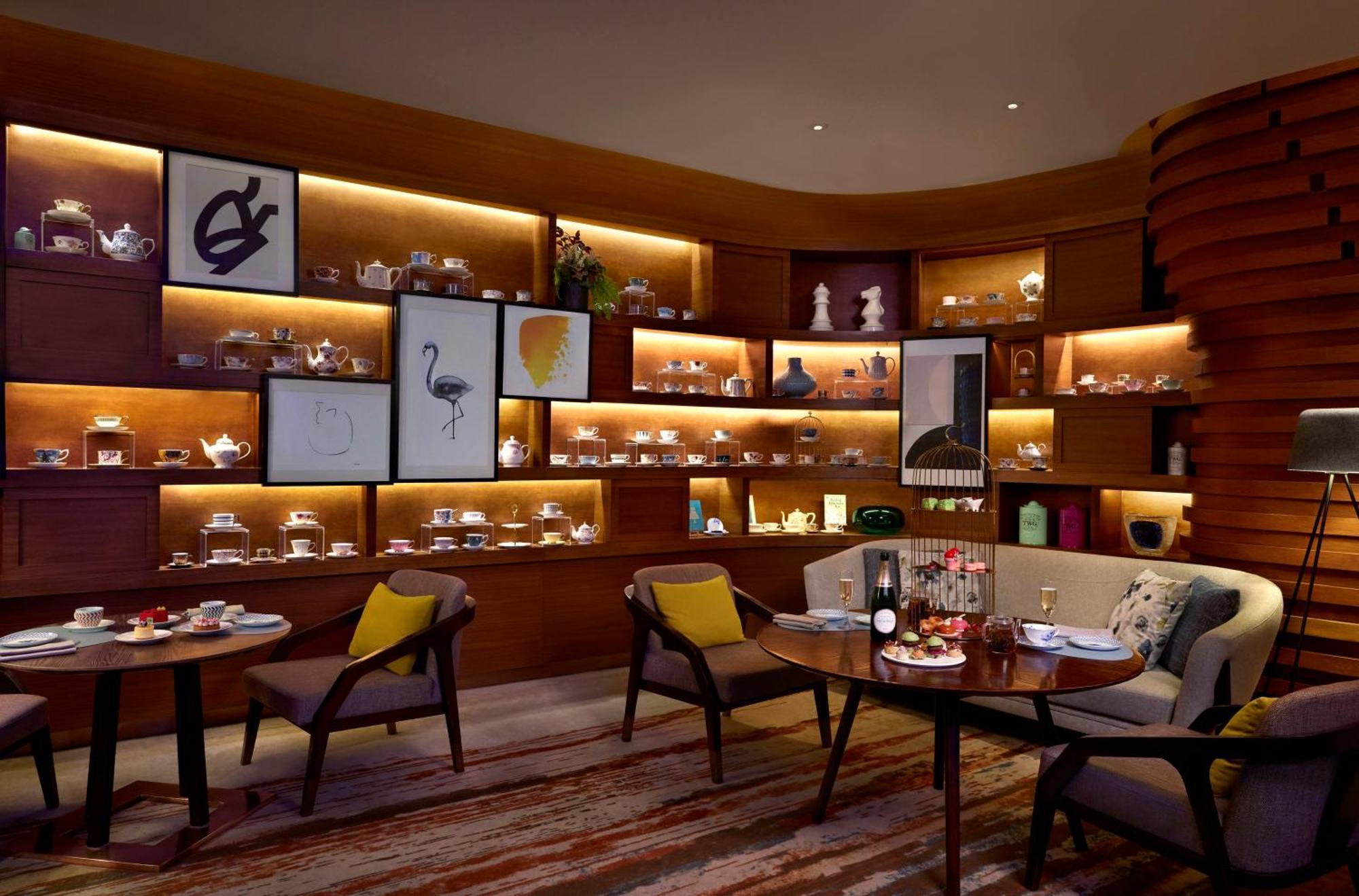 Voco Orchard Singapore By Ihg Eksteriør billede The interior of the restaurant